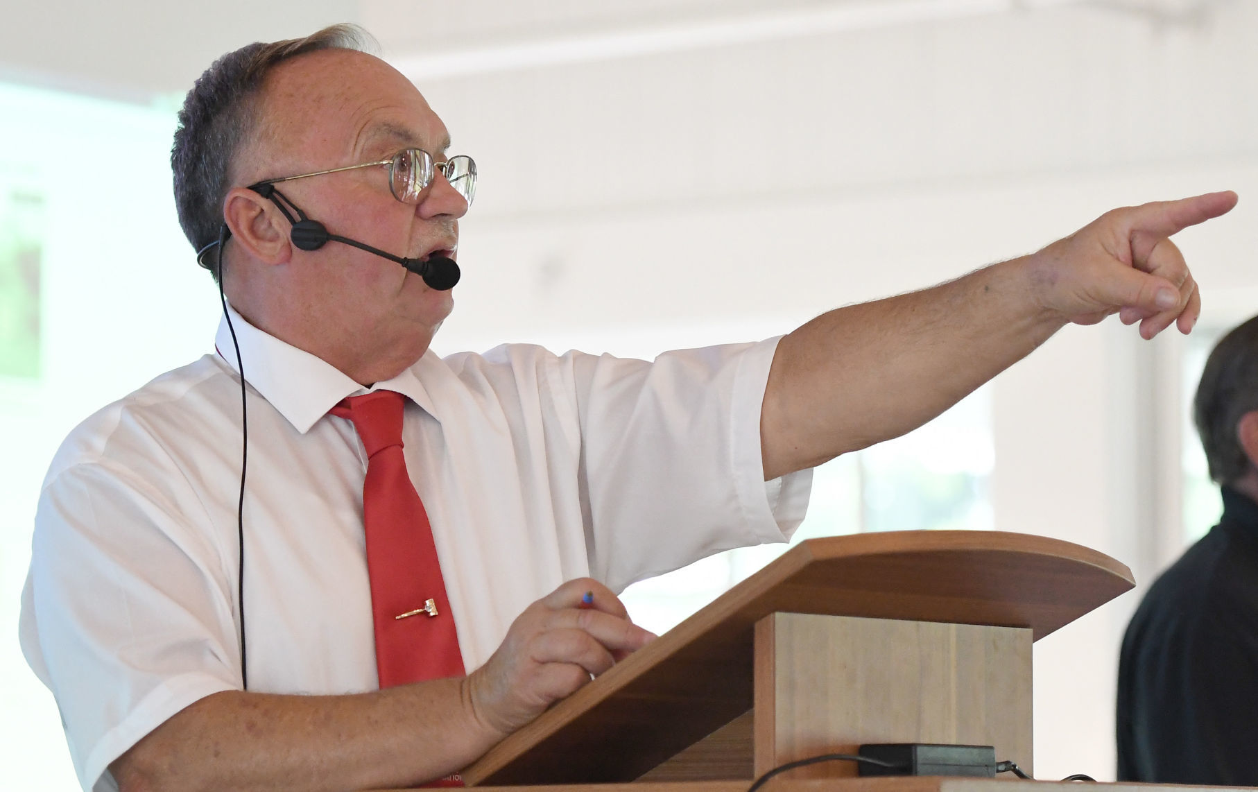 Auction 4.JPG